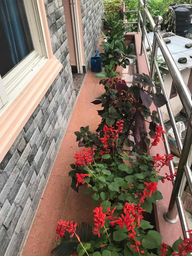 Hotel Aarjan And Restaurant Pokhara Exterior foto